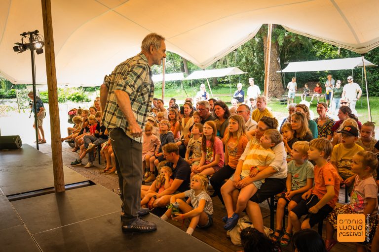weblogo_Schilderijen voor een tentoonstelling_MajankaFotografie© _MF66283
